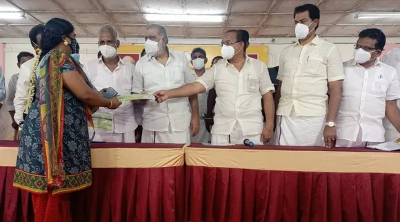 ration card, tamil nadu, ration card category change, Minister R Sakkarapani, Minister R Sakkarapani speaks on ration card category change, ரேஷன் கார்டு, குடும்ப அட்டை, ரேஷன் கார்டு பிரிவு மாற்றம், அமைச்சர் ஆர் சக்கரபாணி, திண்டுக்கல் ஐ பெரியசாமி, பிகே சேகர் பாபு, minister dindigul i periyasamy, minister pk sekar babu, tamil nadu ration card, family card