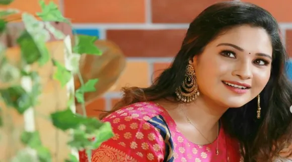 Serial Actress Sharanya Turadi Hair growth Tips Tamil News