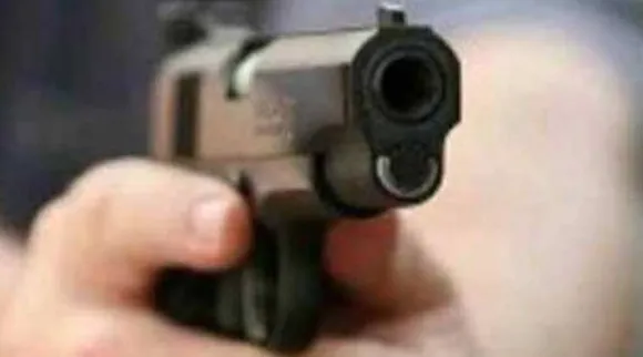 24 years old cop shoots self to suicide at Chepauk guest house Tamil News