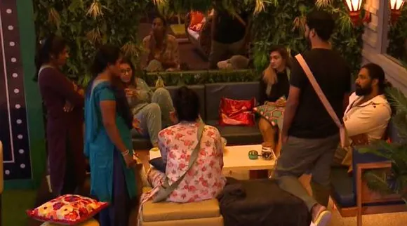 Bigg Boss Tamil 5: அசிங்க அசிங்கமா பேசி விடுவேன்... தாமரைச் செல்வியுடன் மோதிய நமீதா!