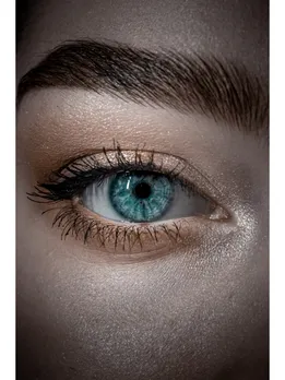eyes 3 - unsplash (1)