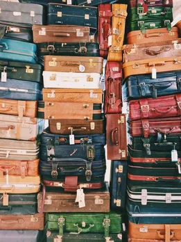 packing 2 - unsplash (1)