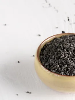 black salt - unsplash (1)