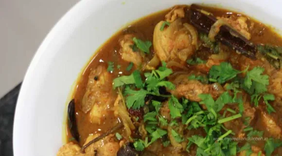 Which Food Items Must Avoid Reheating, avoid reheating chicken, avoid reheating carrot, சிக்கன், உருளைக் கிழங்கு, கேரட், இந்த உணவுகளை மறுபடி சூடாக்கி சாப்பிடாதீங்க, மறுபடியும் சூடுபடுத்தி சாப்பிடக்கூடாத உணவுகள், healthy food, avoid reheating potato, avoid reheating mushroom, avoid reheating leaves