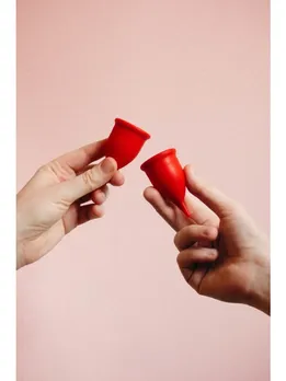 menstrual cup 3 - unsplash (1)