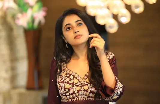 பிரபல நடிகையுடன் கூட்டணி சேர்ந்த மாஜி கண்ணம்மா: என்னமோ திட்டம் வச்சிருக்காங்க!