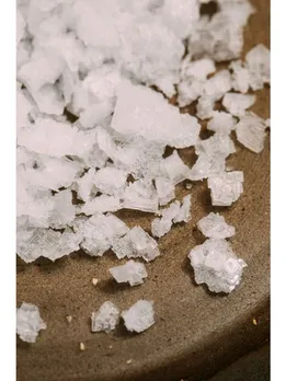salt 2 - unspalsh (1)