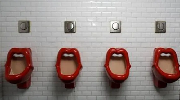 World Toilet Day: சுத்தமாக தோன்றும் கழிப்பறையை பார்த்து ஏமாறாதீர்கள்!