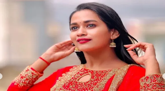 Pandian Stores Mullai Kaavya Arivumani Latest Photoshoot Photos