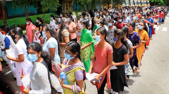 நீட் தேர்வு 2022; தேர்வு முறை, சிலபஸ் குறித்த முக்கிய தகவல்கள் இதோ…