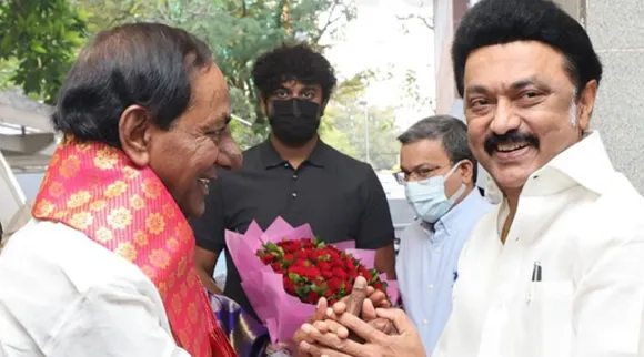 Telangana CM Chandrasekara Rao, Telangana CM Chandrasekara Rao meets CM MK Stalin, தெலுங்கானா முதல்வர் சந்திரசேகர ராவ், முக ஸ்டாலின், முக ஸ்டாலினுடன் சந்திரசேகர ராவ் சந்திப்பு, சென்னை, Chandrasekara Rao meets MK Stalin at Chennai, Tamilnadu, Chennai