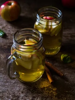 apple cider vinegar - unsplash (1)