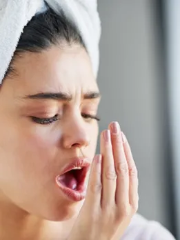 bad breath 2 - unsplash (1)