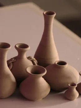 earthern pot - unsplash (1)
