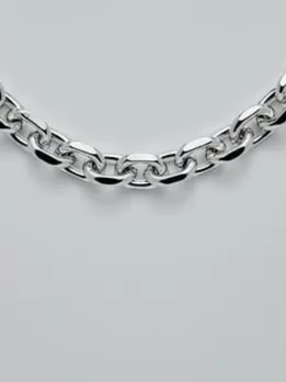 silver chain - unsplash (1)