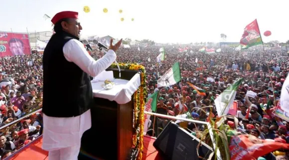 தேர்தலுக்கு முன்பே விரிசலடையும் சமாஜ்வாடி கூட்டணி; குழப்பத்தில் தத்தளிக்கும் கட்சிகள்