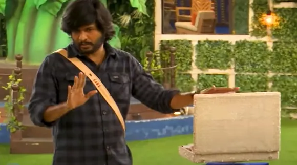 Bigg Boss 5 Tamil Ciby left the house with 12 lakhs Tamil news