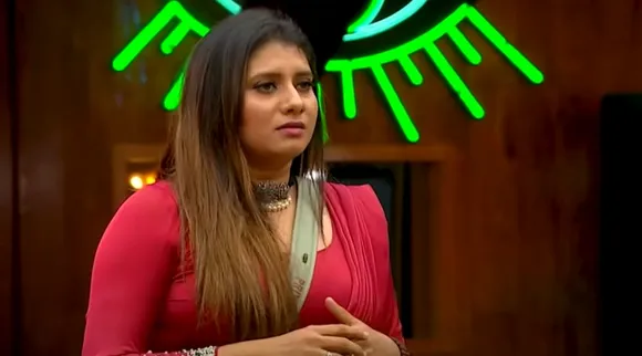 Bigg Boss 5 Tamil Kamal Hassan Priyanka Niroop Thamarai Cook with Comali