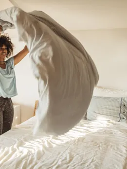 making bed 2 - unsplash (1)