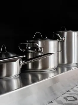 stainless steel - unsplash (1)