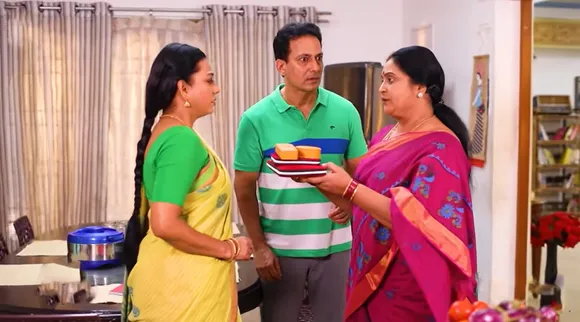 கோபிக்கு எதிராக திரும்பிய ஈஸ்வரி... சூடுபிடிக்கிறதா பாக்யலட்சுமி?