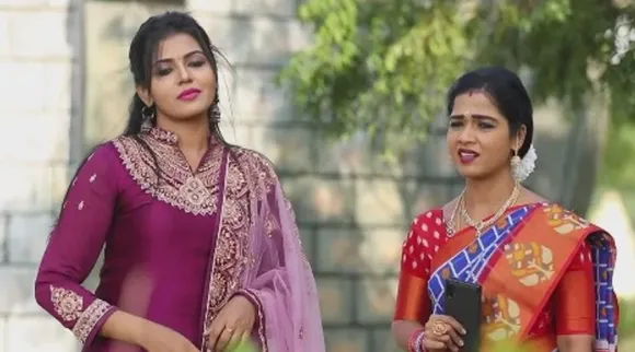 தாலாட்டு சீரியலுக்கு மாறிய ஜீ தமிழ் சீரியல் வில்லி... அப்போ செம்பருத்தி அவ்வளவுதானா?