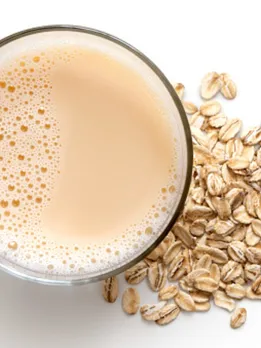 oats milk 2 - unsplash (1)