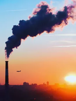 pollution 3 - unsplash (1)