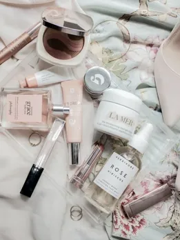 skincare products 2 - unsplash (1)