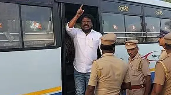 144 தடை மீறல் : இயக்குநர் கௌதமன் தூத்துக்குடியில் கைது