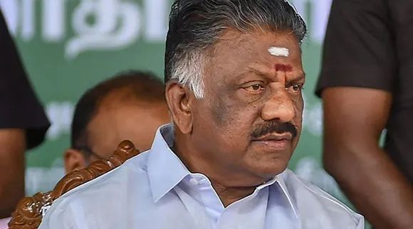 சசிகலாவை சந்தித்த அ.தி.மு.க நிர்வாகிகள் நீக்கம்: ஓ.பி.எஸ் கையெழுத்துடன் அறிக்கை