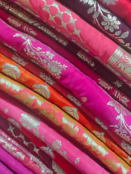 banarasi saree 2 - unspalsh (1)