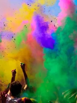 holi 1 - unsplash (1)