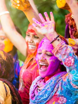 holi 5 - unspalsh (1)