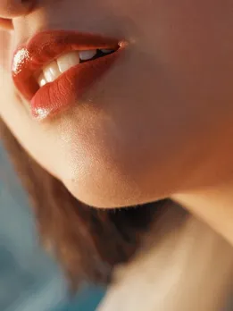 lips 1 - unsplash (1)