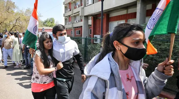 medical students returning to India