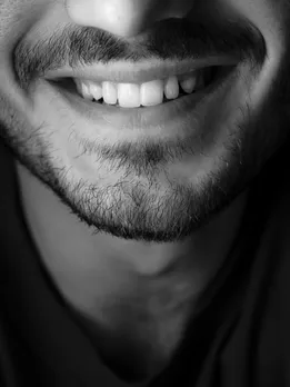 teeth 3 - unsplash (1)