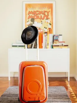 travel bag 3 - unsplash (1)