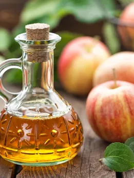 apple cider vinegar 4 - unsplash (1)