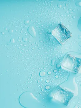 ice cubes 4 - unsplash (1)