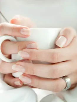 nails 2 - unsplash (1)