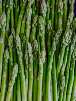 asparagus 1 - unsplash (1)