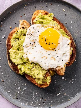 eggs 2 - unsplash (1)