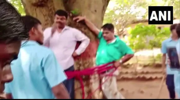Teacher and clerk beaten by students for giving poor marks in Jharkhand