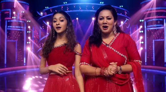சாராவுடன் நிகழ்ச்சி பண்ணும்போது பயமா இருக்கு... உண்மையை உடைத்த விஜே அர்ச்சனா