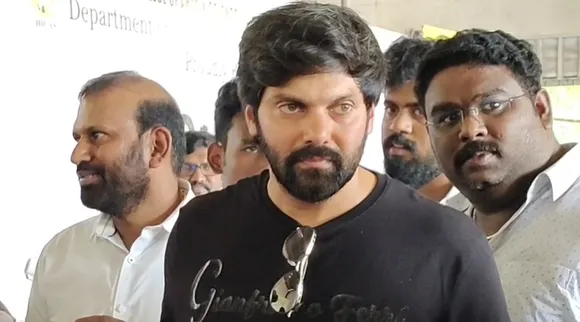 ஹாலிவுட் படம் போல் வித்தியாசமாக இருக்கும்... கேப்டன் குறித்து நடிகர் ஆர்யா