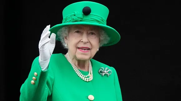 Queen Elizabeth II dead