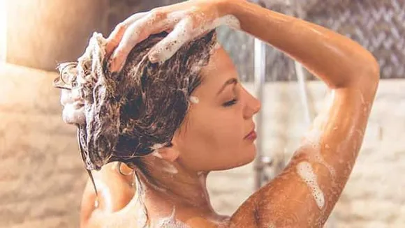Why take oil bath on Diwali day and What is the optimal time