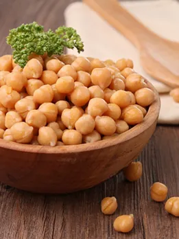 chickpea 2 - unsplash (1)