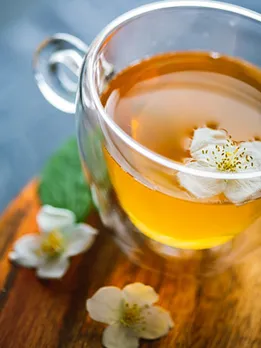 jasmine tea 1 - unsplash (1)
